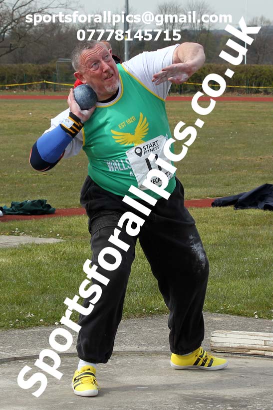 Shot putt, 2021 NECAA Open Graded Meeting, Morpeth. Photo: David T. Hewitson/Sports for All Pics